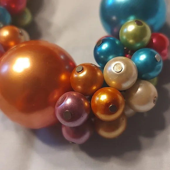 Fun rainbow bead statement necklace & Bright Pink Iridescent Layering Necklace - Picture 9 of 11